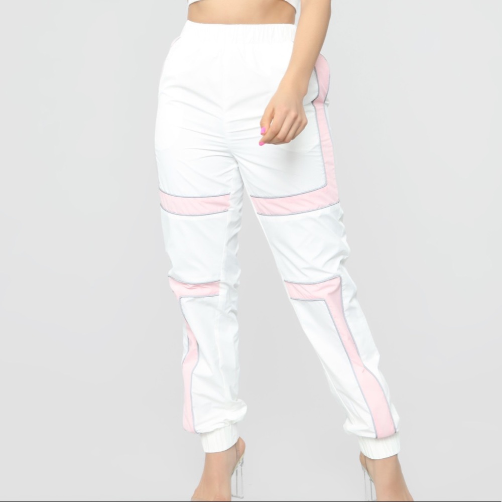 Fashionnova Cargo pants